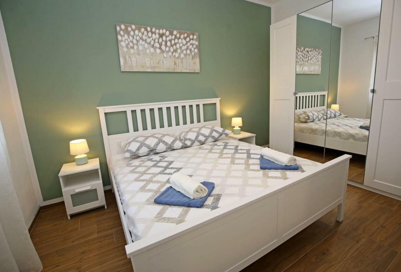 Modern Guest House Rak With Beautiful Pool Σίμπενικ Εξωτερικό φωτογραφία
