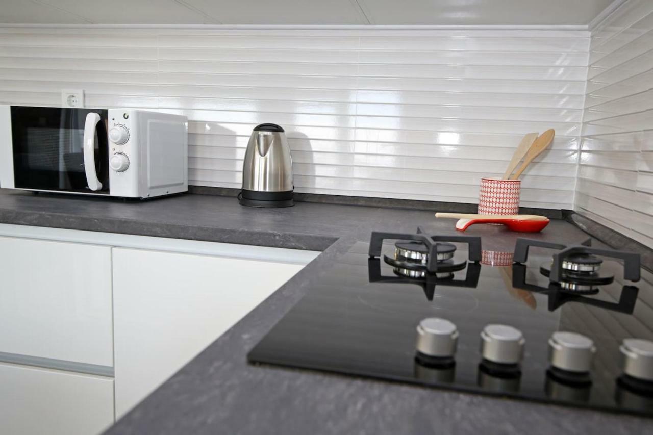 Modern Guest House Rak With Beautiful Pool Σίμπενικ Εξωτερικό φωτογραφία